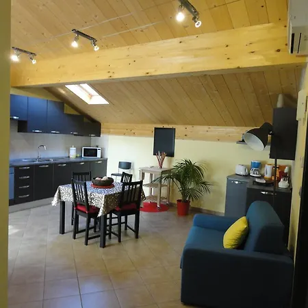La Maison *